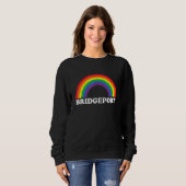 Bridgeport Rainbow LGBTQ Gay Pride Lesbians Queer Sweatshirt (Vorne ganz)