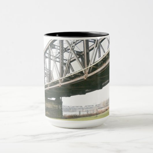 Bridger Over Scioto River Tasse (Zentrum)