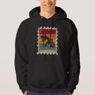 Briefmarke mit einem Sonnenuntergangs-Gecko Hoodie