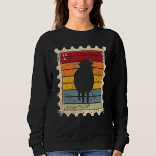 Briefmarke mit einem Sonnenuntergangs-Schaf Sweatshirt