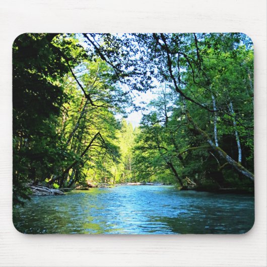 Bright Blue River Under Green Trees in Washington Mousepad (Vorne)