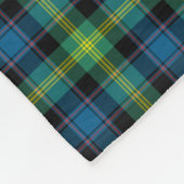 Bright Blue und Green Watson Clan Tartan Fleecedecke (Ecke)