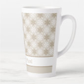 Bright Brown Tan Winter White Snowflake Muster Milchtasse (Rechts)