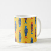 Bright fishes seamless pattern. Seaside hand drawn Kaffeetasse (VorderseiteRechts)