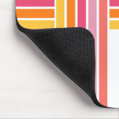 Bright Girly Curved Stripes Muster mit Monogramm Mousepad (Ecke)