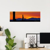 Bright Orange Arizona Wüste Sunset Saguaro Cacti Poster (Heimbüro)