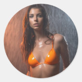 Bright Orange Bikini Modell Runder Aufkleber (Vorderseite)