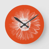 Bright Orange Floral Wall Clock Runde Wanduhr (Vorderseite)