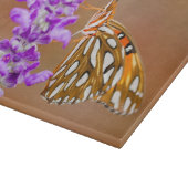 Bright Orange Gulf Fritillary Butterfly Schneidebrett (Ecke)