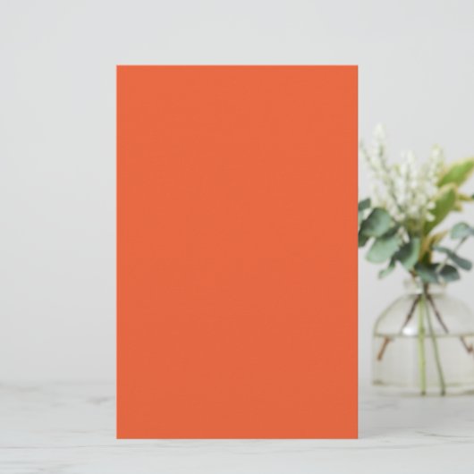 Bright Orange Minimalist Solid Background Briefpapier (Stehend Vorderseite)