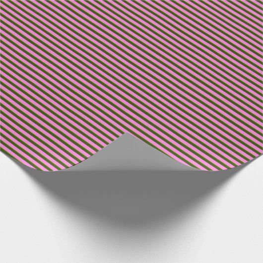 Bright Pink and Green Retro Stripe Modern Geschenkpapier (Ecke)