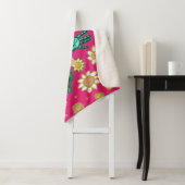 Bright Pink Drollery Floral von Natalie Schorr Sherpadecke (Beispiel)