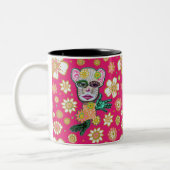 Bright Pink Drollery Floral von Natalie Schorr Zweifarbige Tasse (Links)