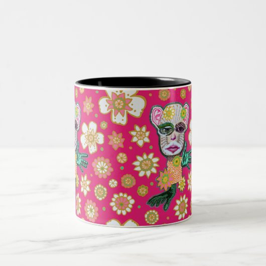 Bright Pink Drollery Floral von Natalie Schorr Zweifarbige Tasse (Mittel)