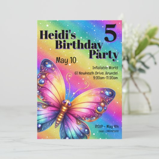 Bright Rainbow Butterfly Geburtstag Einladung (Stehend Vorderseite)