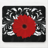 Bright Red Gerbera Daisy auf Black Mousepad (Vorne)