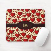 Bright Red Hearts Pattern with Burgundy Nameplate Mousepad (Mit Mouse)