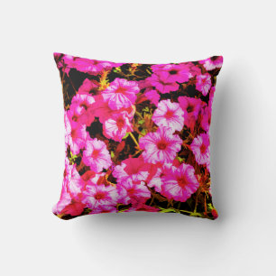 Bright Red Petunias Kissen