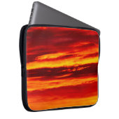 Bright Red Sunset Laptopschutzhülle (Vorne Rechts)