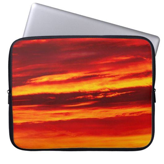 Bright Red Sunset Laptopschutzhülle (Vorderseite)