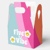 Bright Smiley Five ist eine Vibe Favor Box Geschenkschachtel (Geöffnet)