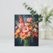 Bright Spring Bouquet in Glass Vase Postkarte (Stehend Vorderseite)