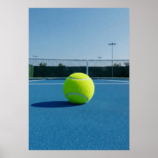 Bright Tennis Ball on Blue Court View Poster (Vorne)