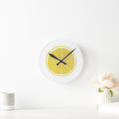 Bright Yellow Lemon Slice Wall Clock Runde Wanduhr (Zuhause)