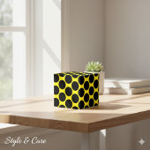 Bright Yellow with Black Dot Style Classic 2x2x2 Geschenkschachtel