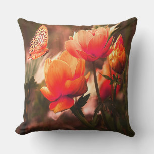 Brillante Orange-Rose und Schmetterling Kissen