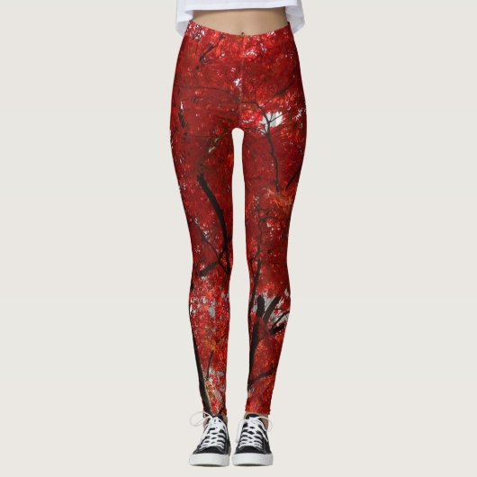 Brillante rote Blätter vom Herbst über Leggings (Vorderseite)