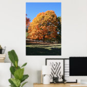 Brillanter Herbstbaum – Hubbell, Michigan Poster (Heimbüro)
