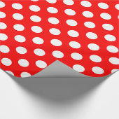 Brillantes Red and White Polka Dot Muster Geschenkpapier (Ecke)