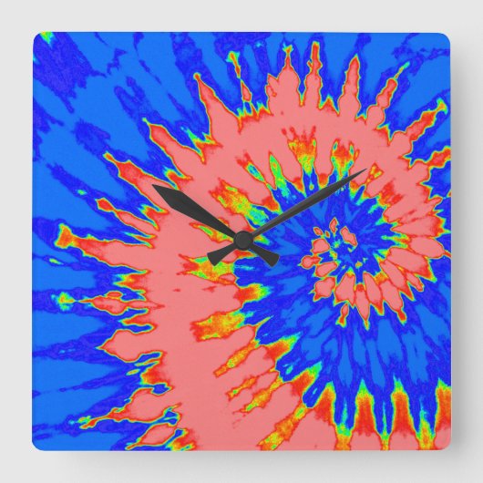 Brillenblau und Pfirsichspirale Gefärbte Krawatte Quadratische Wanduhr (Vorderseite)