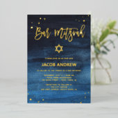 Brilliant Blau und Gold Bar Mitzvah Folieneinladung (Stehend vorne)