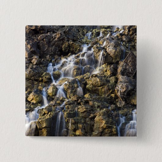 Brine fällt aus vulkanischem Gestein ab 2 Button (Vorderseite)