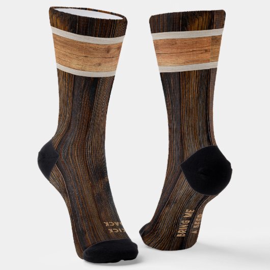 Bring mir Bier rustikales Holz Tone Brown Socken (Gewinkelt)
