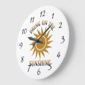Bringen Sie den Sonnenschein in den Golden Große Wanduhr (Winkel)