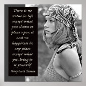 Bringen Sie Ihr Glück mit - Zitat Thoreau Poster (Vorne)