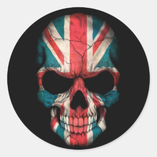 Britischer Flaggenschädel auf schwarz Runder Aufkleber