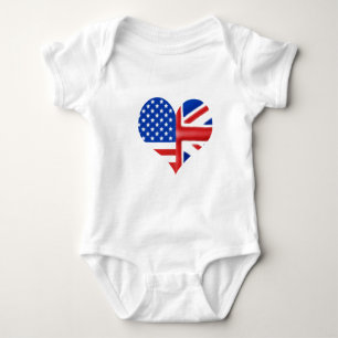Britisches amerikanisches Herz Baby Strampler