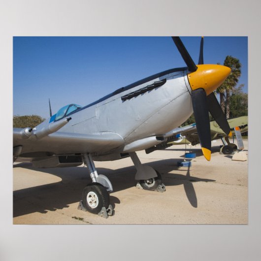 British-built Spitfire fighter Poster (Vorne)