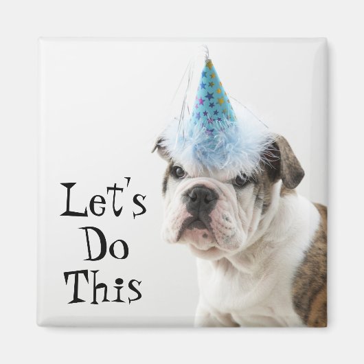 British Bulldog Welpe, die einen Party-Hut trägt Magnet (Vorne)
