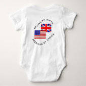 British by Birth American by Choice Black Text Baby Strampler (Rückseite)