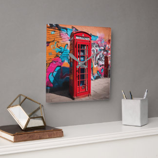 British Red Telefone Box Quadratische Wanduhr