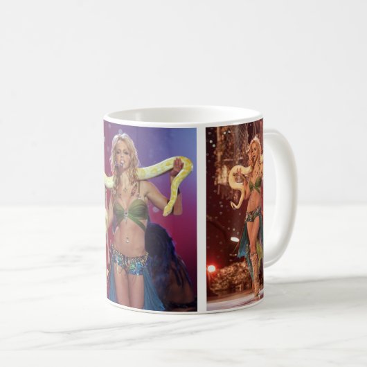 Britney Spears Snake Mug Kaffeetasse (VorderseiteRechts)