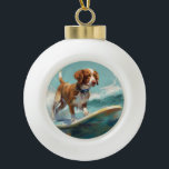 Brittany Spanel Beach Surfmalerei Keramik Kugel-Ornament<br><div class="desc">Tauchen Sie ein in die spielerische Welt des Kaninchen-Abenteuers mit diesem faszinierenden Bild. Ein gepflegter Hund geht zu den Wellen und reitet geschickt auf einem sonnengeküssten Strand. Das lebendige Kunstwerk vereint wunderbar das Wesentliche der Erregung am Strand, während der Hund furchtlos auf den Wellen reitet und den Geist von Spaß...</div>