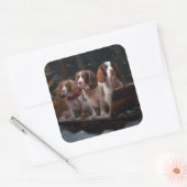 Brittany Spanel Snowy Sleigh Weihnachtsdekor Quadratischer Aufkleber (Umschlag)