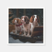 Brittany Spanel Snowy Sleigh Weihnachtsdekor Serviette (Vorderseite)