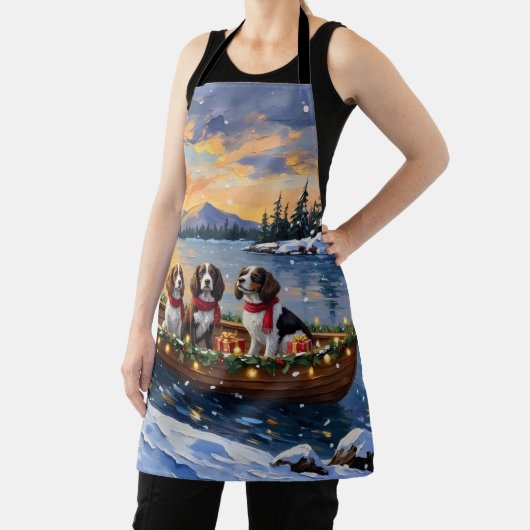 Brittany Spaniel Christmas Boat Holiday Schürze (InSitu)